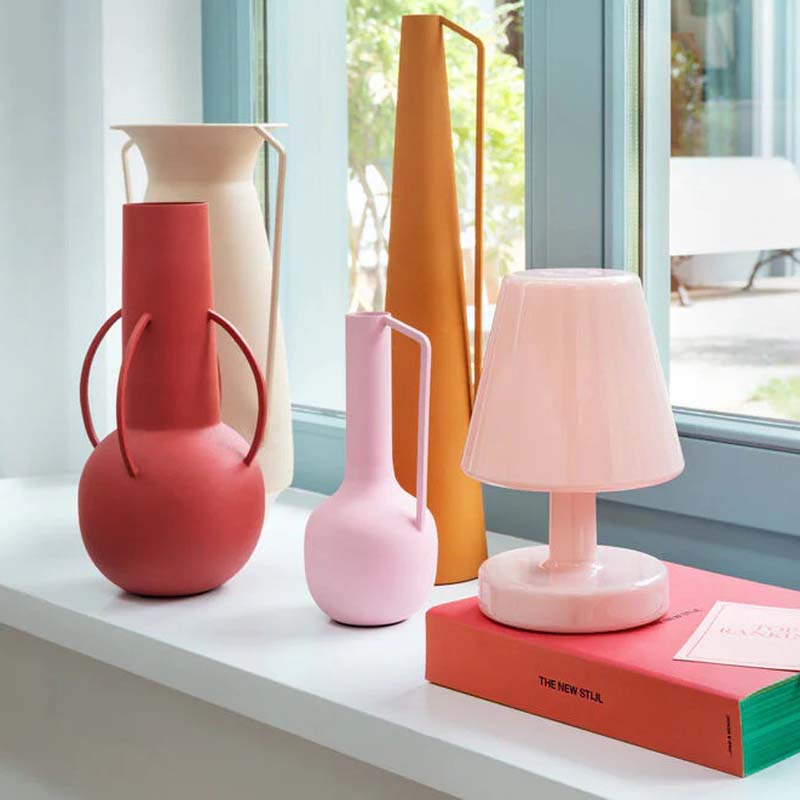 Edison The Ambiance Table Lamp by Fatboy, showing edison the ambiance table lamp  in live shot.