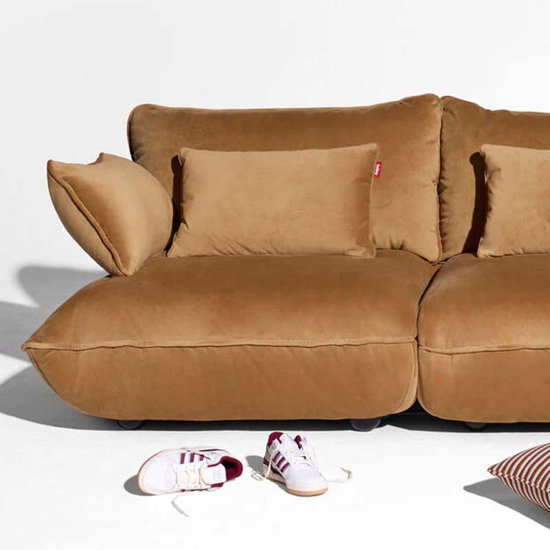 King Indoor Pillow by Fatboy, showing king indoor pillow in live shot.