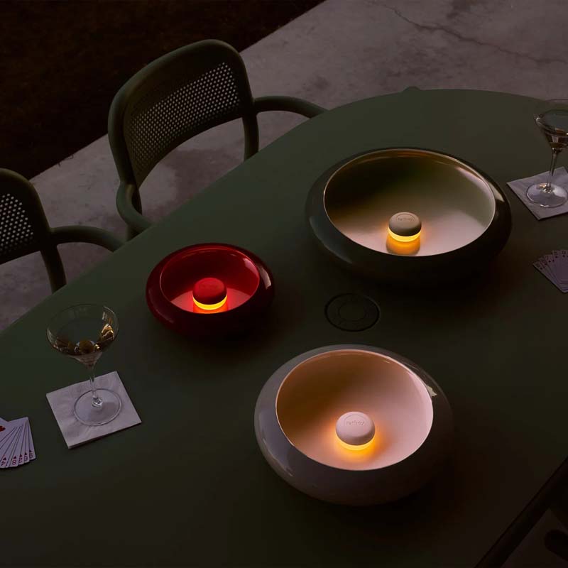 Oloha Wireless Lamp Bowl 2.0 by Fatboy, showing oloha wireless lamp bowl 2.0 in live shot.
