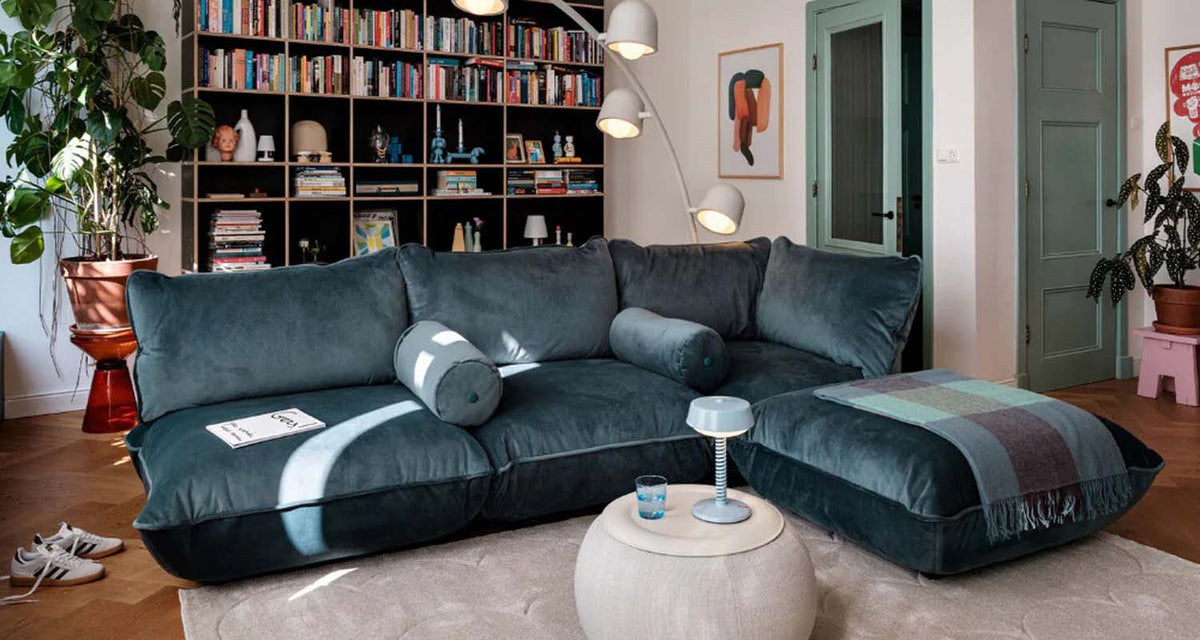 Sumo Corner Sofa by Fatboy, showing sumo corner sofa in live shot.