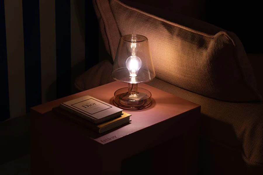 Transloetje Table Lamp by Fatboy, showing transloetje table lamp in live shot.