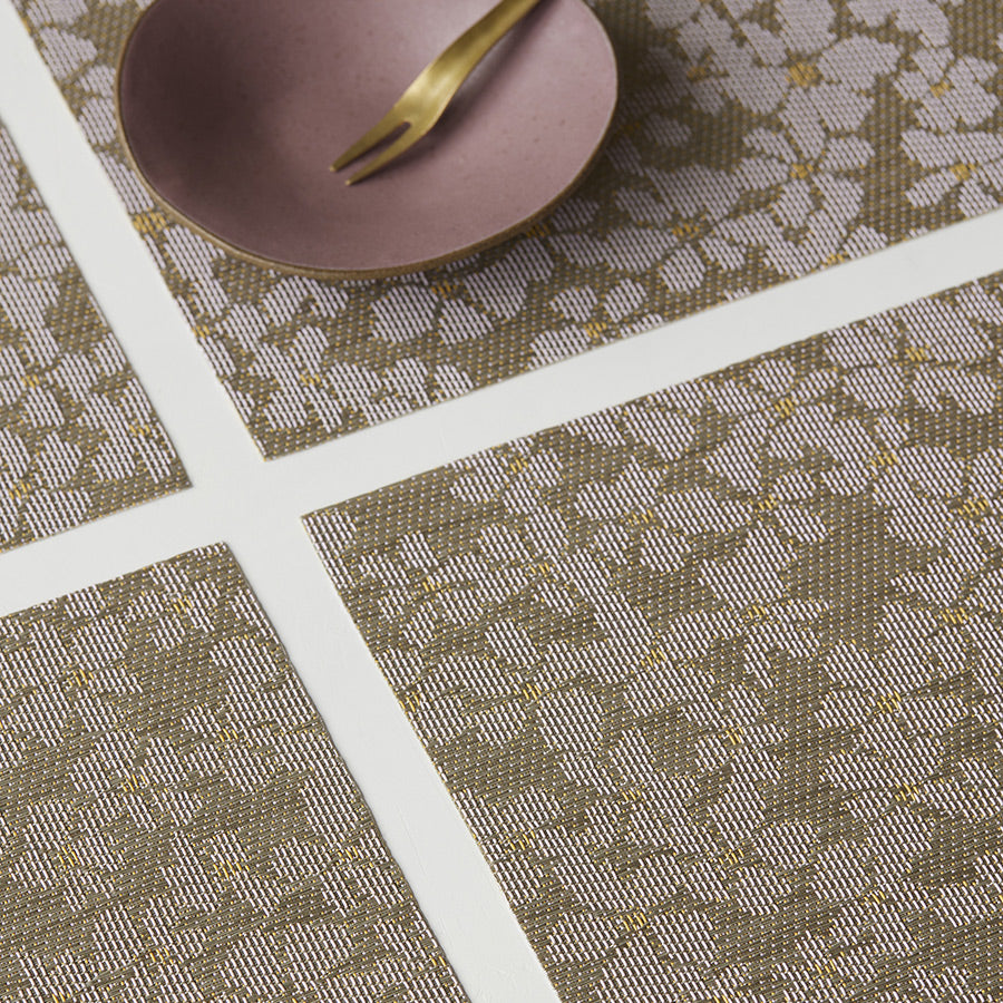 Flora Placemat by Chilewich, showing closeup view of flora placemats in live shot.