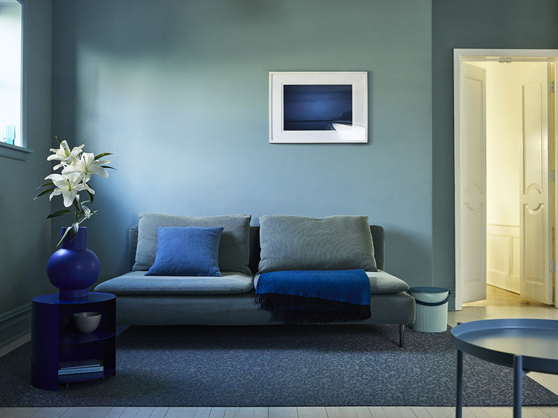 Flora Woven Floor Mat by Chilewich, showing flora woven floor mat in live shot.