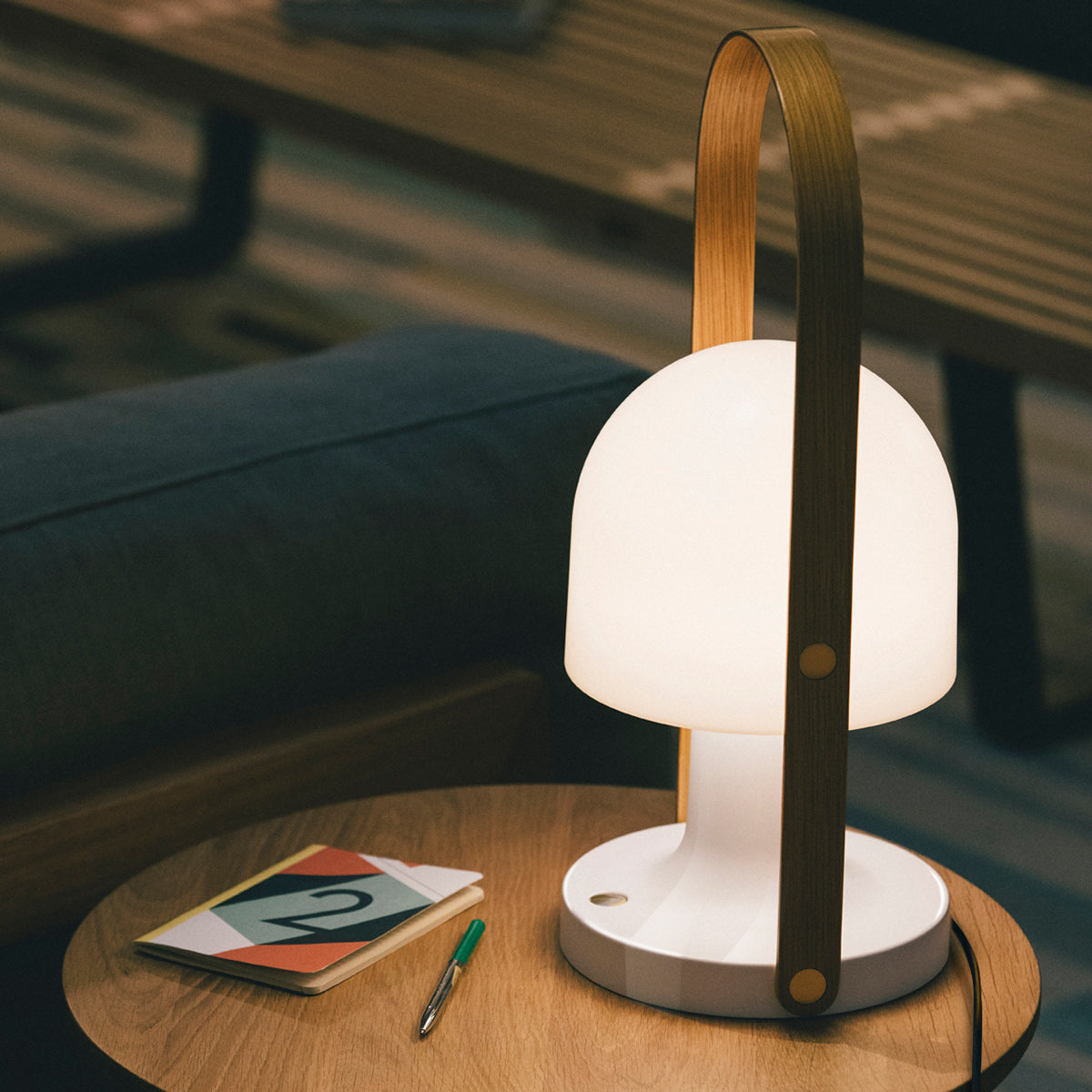 FollowMe Plus E26 Table Lamp by Marset, showing followme in live shot.