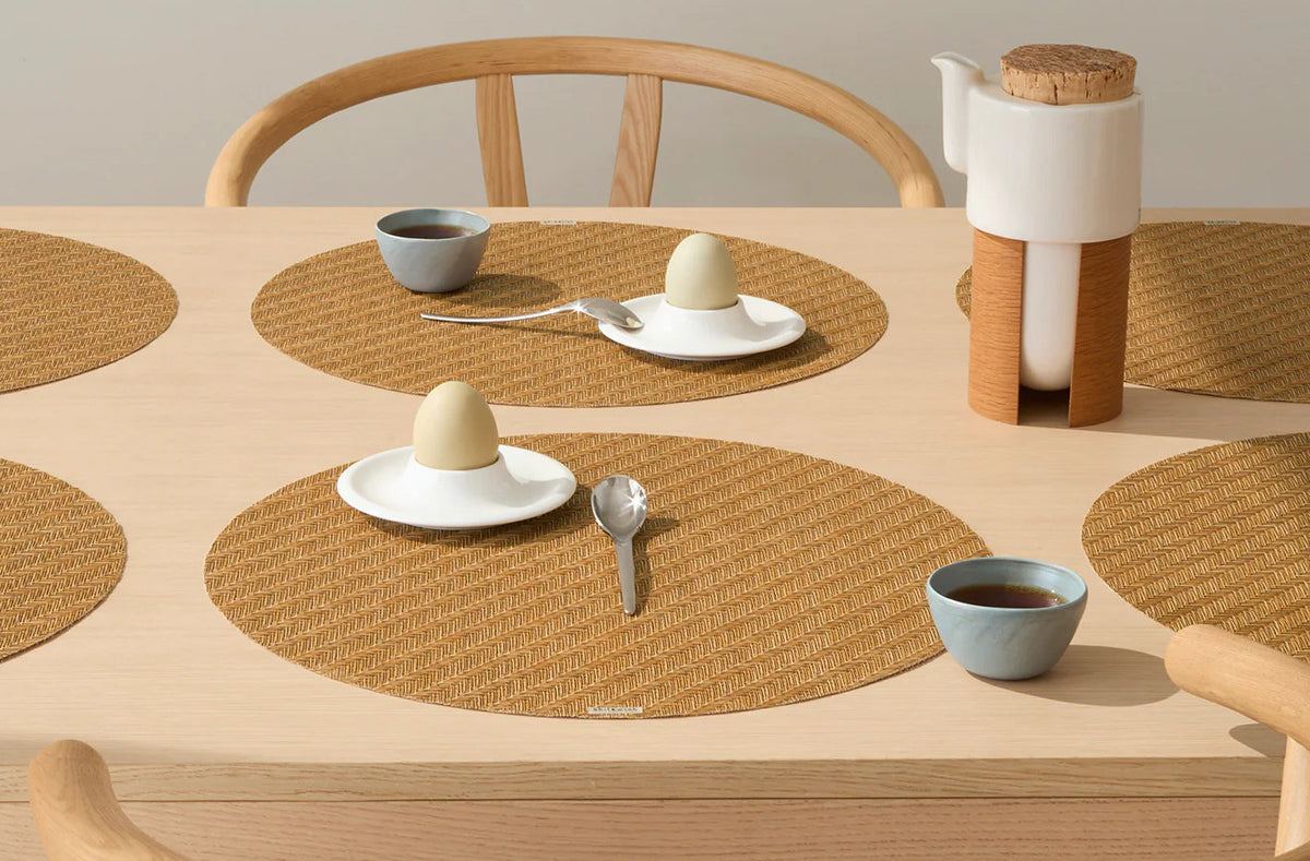 Foxtail Placemat by Chilewich, showing foxtail placemats in live shot.