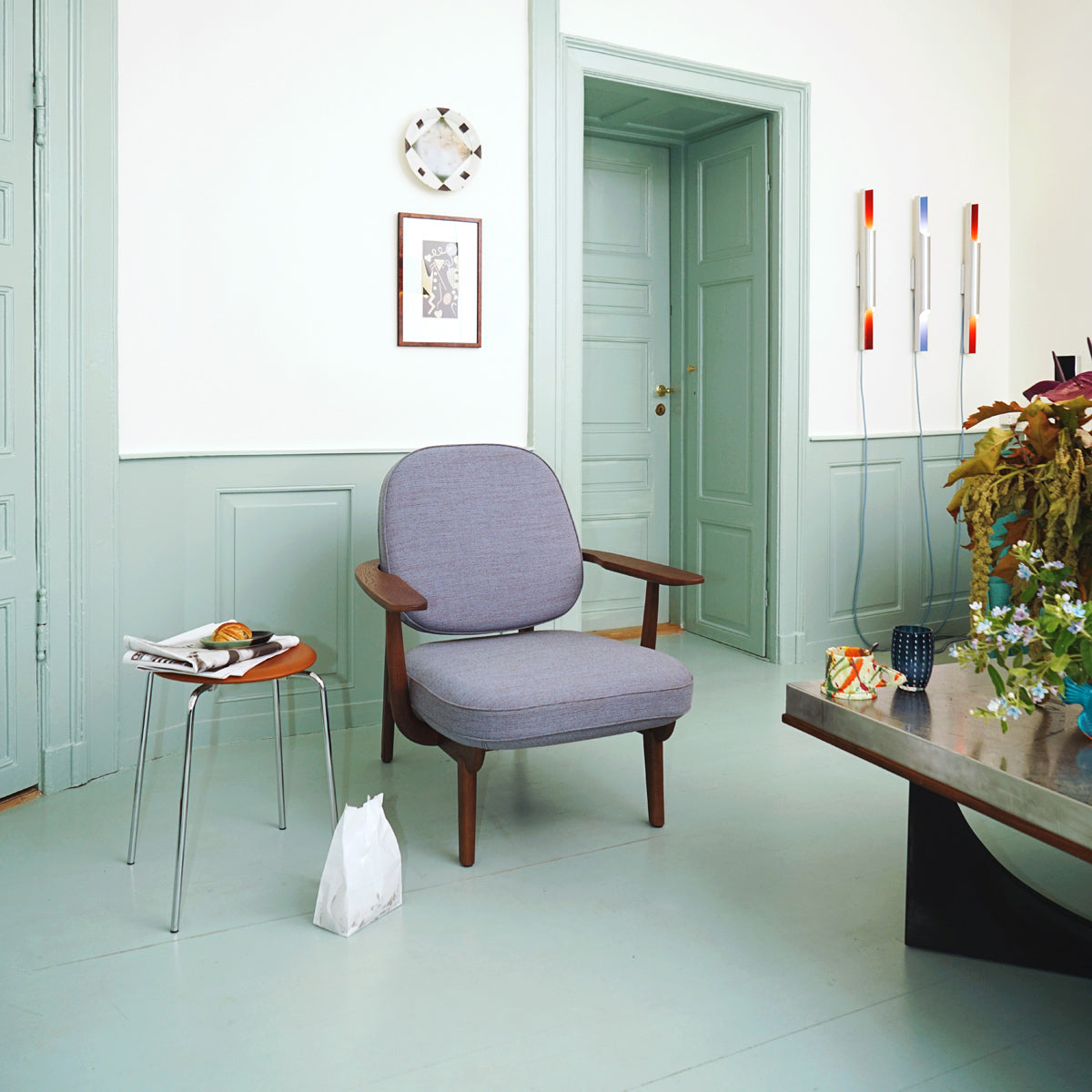Fred Lounge Chair by Fritz Hansen, showing fred lounge chair in live shot.