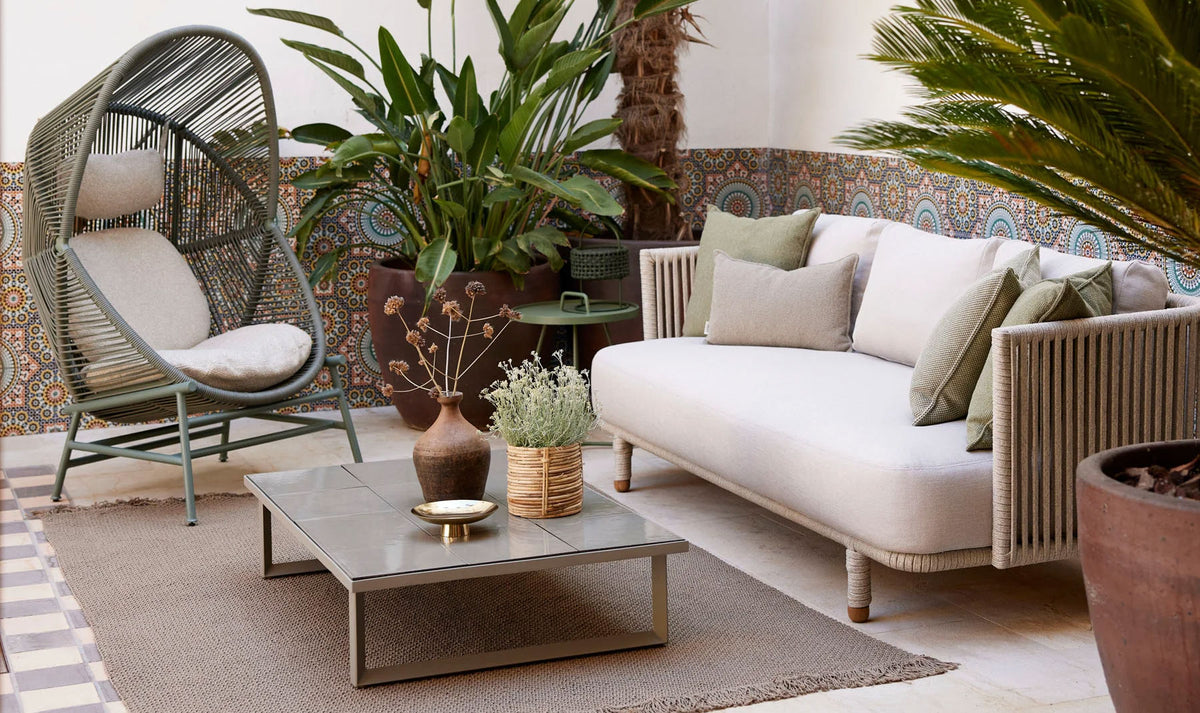 Free Scatter Cushion by Cane-Line, showing free scatter cushions in live shot.