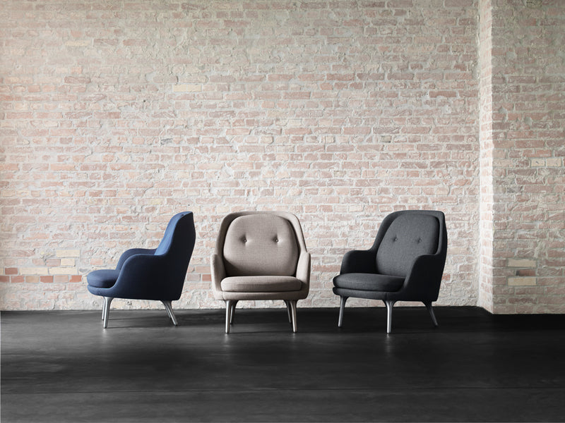 Fri Lounge Chair by Fritz Hansen, showing fri lounge chairs in live shot.