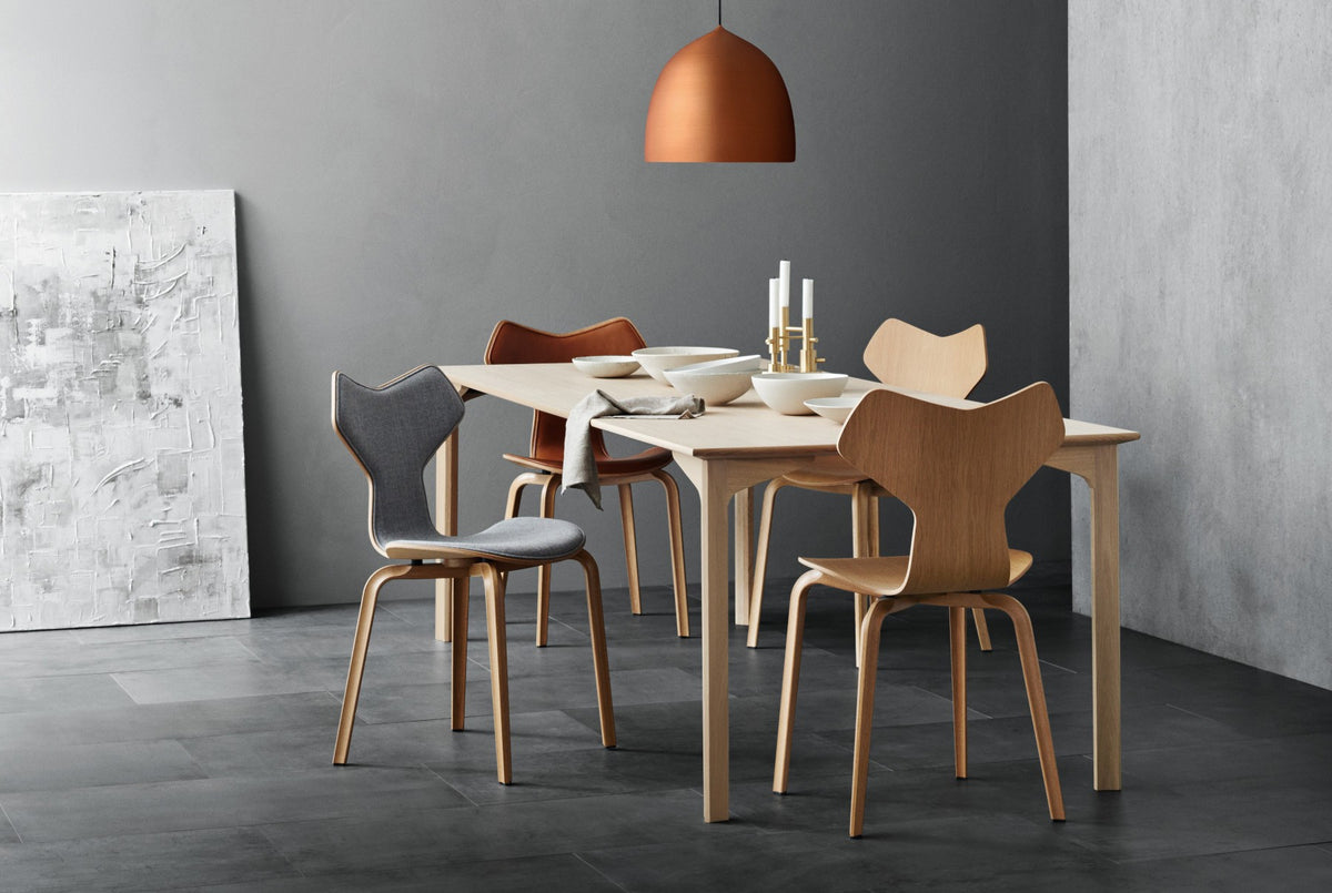 Grand Prix Front Upholstery Wooden Legs Chair by Fritz Hansen, showing grand prix front upholstery wooden legs chairs in live shot.