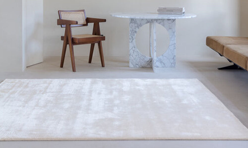Haze Hand Knotted Rug by Ligne Pure, showing haze hand knotted rug in live shot.