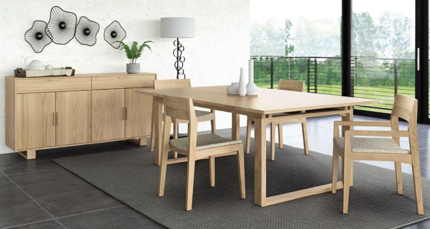 Iso Armchair in Oak