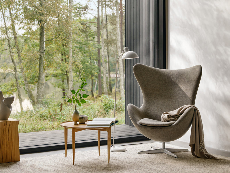 Kaiser Idell Floor Lamp by Fritz Hansen, showing kaiser idell floor lamp in live shot.