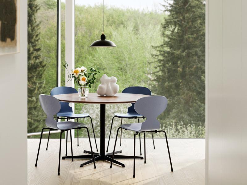 Kaiser Idell Pendant by Fritz Hansen, showing kaiser idell pendant in live shot.