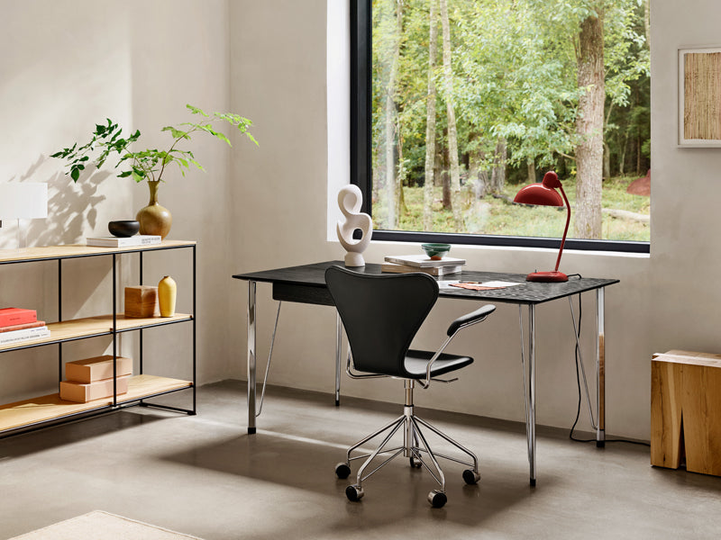 Kaiser Idell Table Lamp by Fritz Hansen, showing kaiser idell table lamp in live shot.