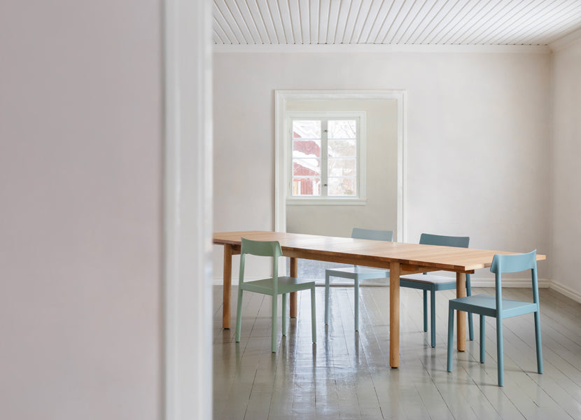 Kumu Chair by Nikari, showing kumu chairs in live shot.