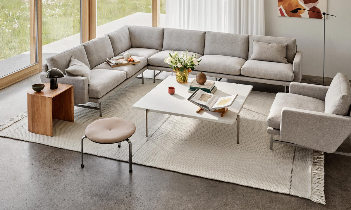 Lissoni Lounge Chair by Fritz Hansen, showing lissoni lounge chair in live shot.