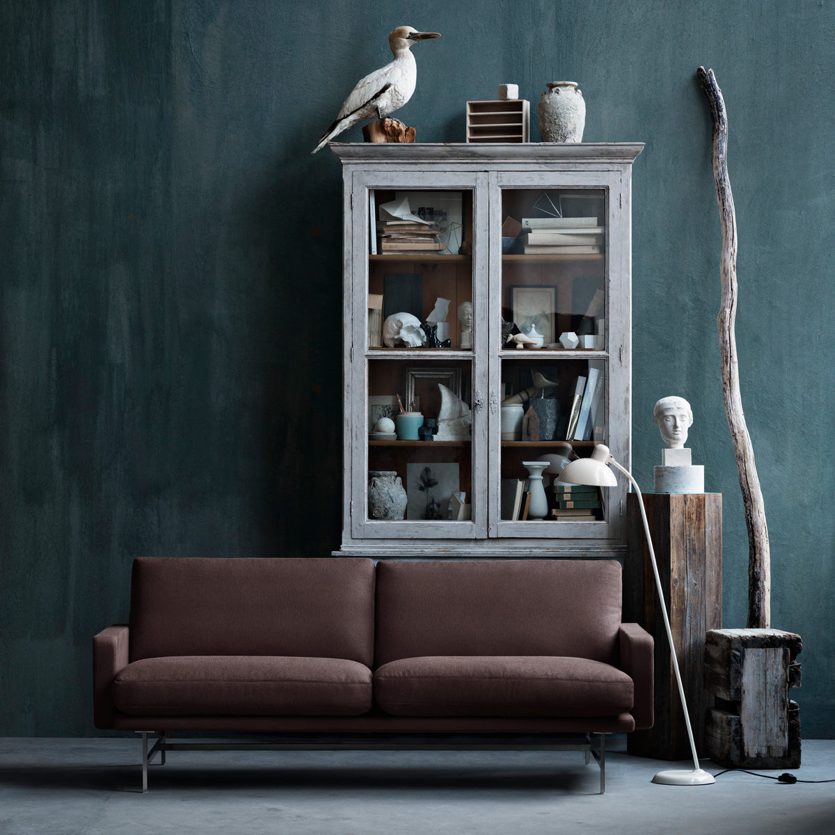 Lissoni Sofa by Fritz Hansen, showing lissoni sofa in live shot.