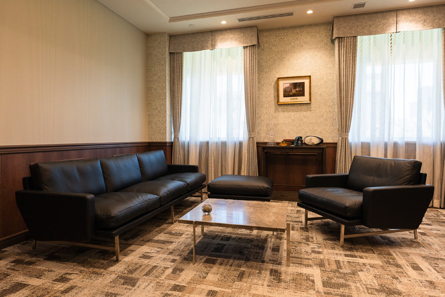 Lissoni Sofa by Fritz Hansen, showing lissoni sofa in live shot.