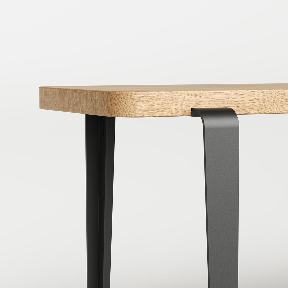 Lou Bench by TipToe, showing closeup view of lou bench in live shot.