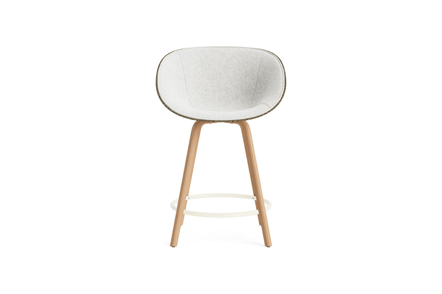 Mat 39.37" Bar Armchair by Normann Copenhagen, showing front view of mat 39.37" bar armchair in beech plywood legs/cream steel ring/seaweed shell/front upholstery group 5.
