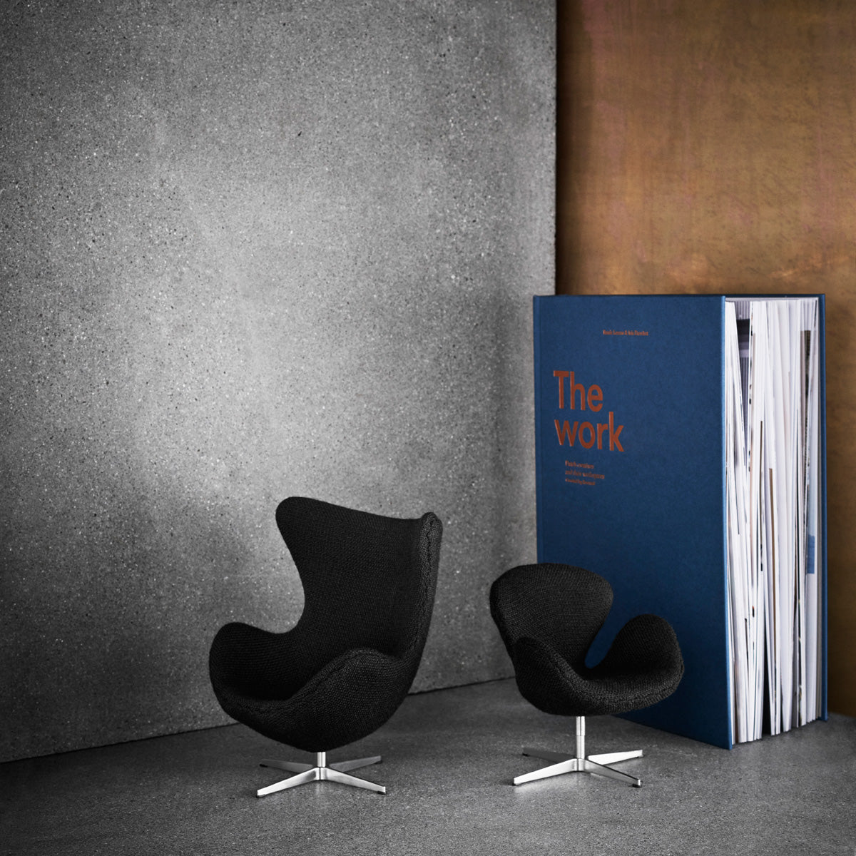 Miniature Accessory by Fritz Hansen, showing miniature accessories in live shot.