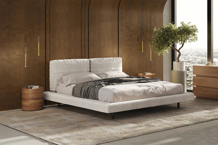 Mirel Bed by Viesso, showing mirel bed in live shot.