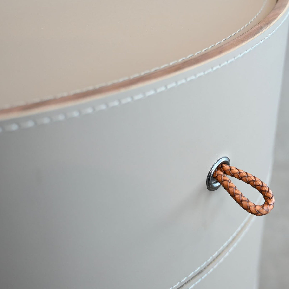 Neru Round Side Table by Mobital, showing closeup view of neru round side table.