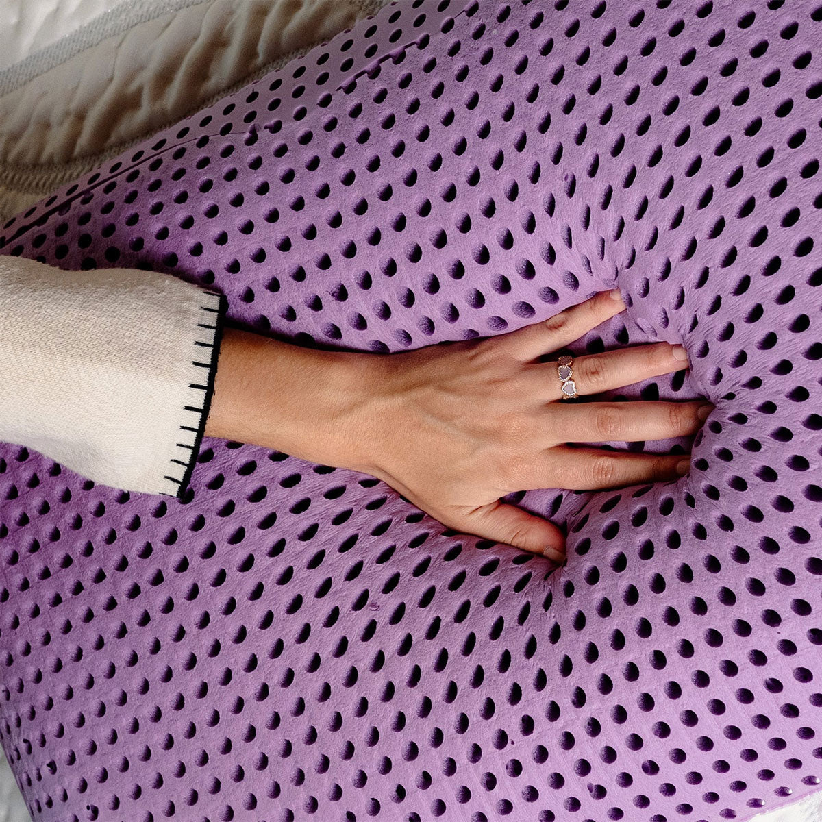 Nuvelle Pillow by Viesso, showing closeup view of nuvelle pillow in live shot.