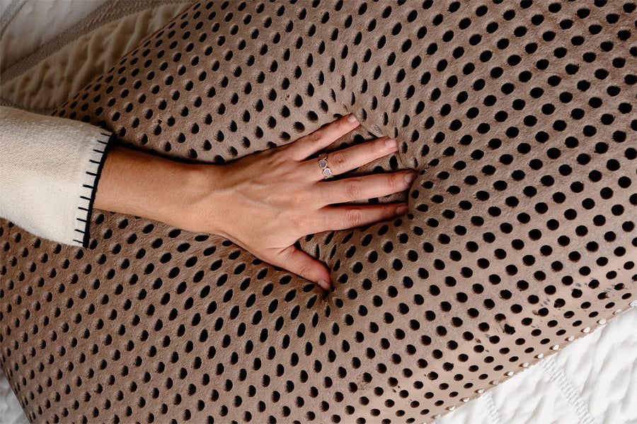 Nuvelle Pillow by Viesso, showing closeup view of nuvelle pillow in live shot.
