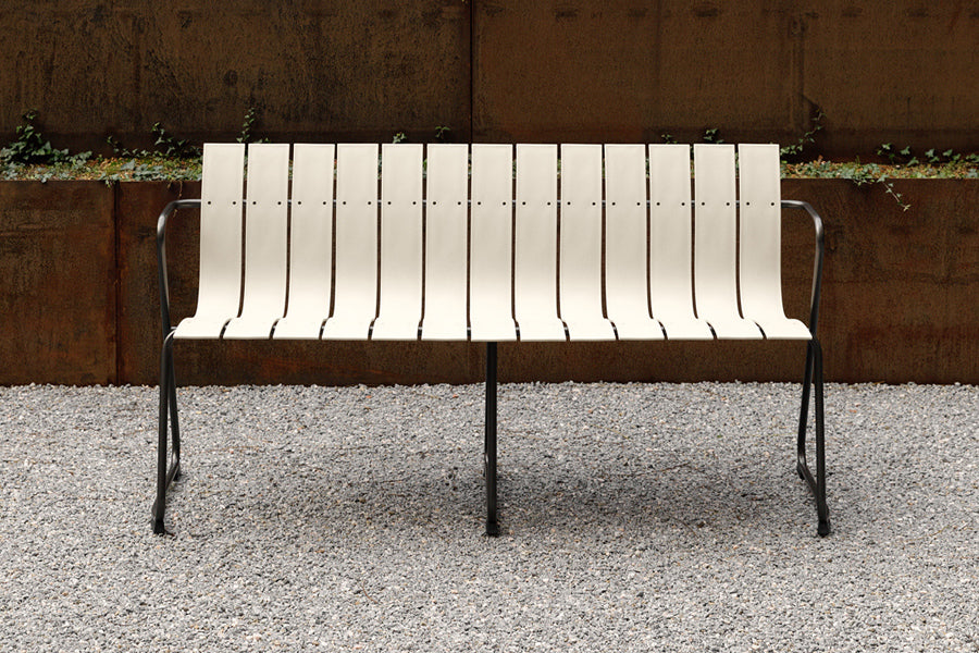 Ocean Bench by Mater, showing ocean bench in live shot.