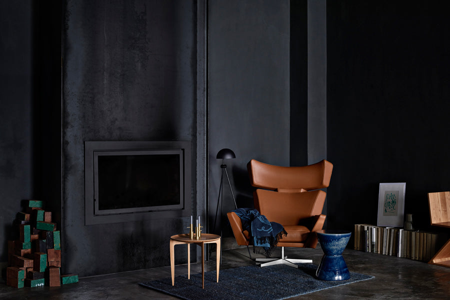 Oksen Lounge Swivel Chair by Fritz Hansen, showing oksen lounge swivel chair in live shot.