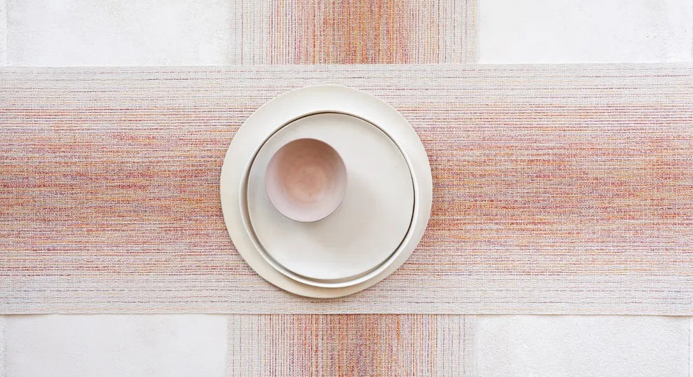 Ombre Tabletop by Chilewich, showing closeup view of ombre tabletops in live shot.