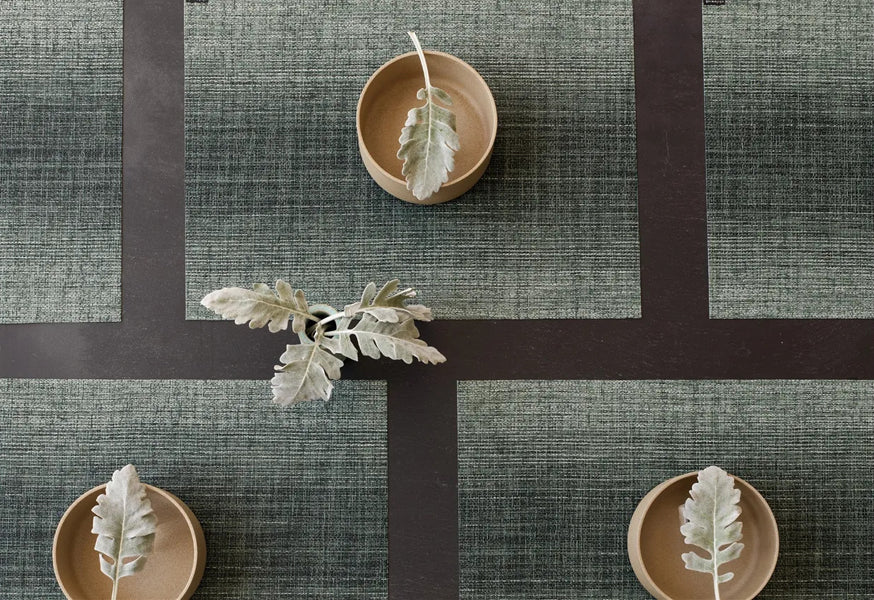 Ombre Tabletop by Chilewich, showing closeup view of ombre tabletops in live shot.