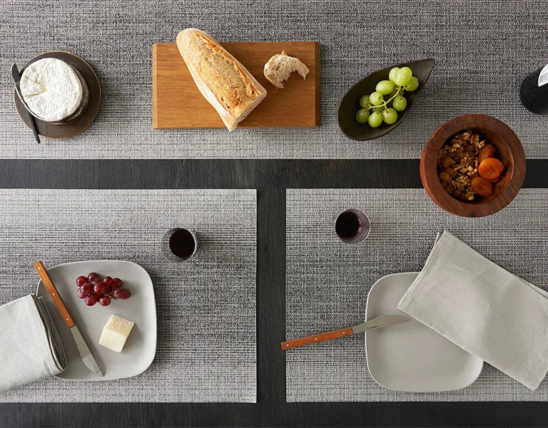 Ombre Tabletop by Chilewich, showing closeup view of ombre tabletops in live shot.