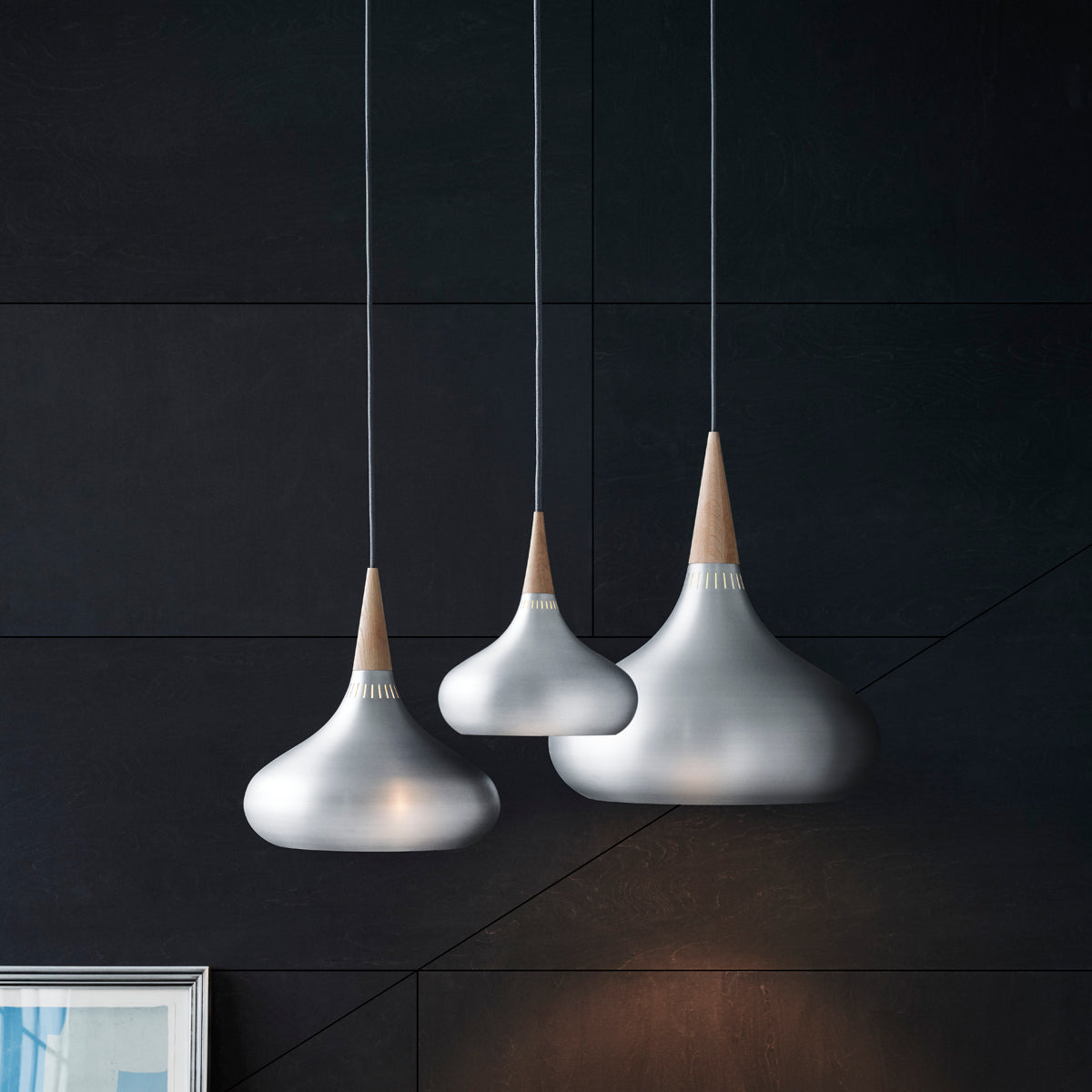 Orient Pendant by Fritz Hansen, showing orient pendants in live shot.