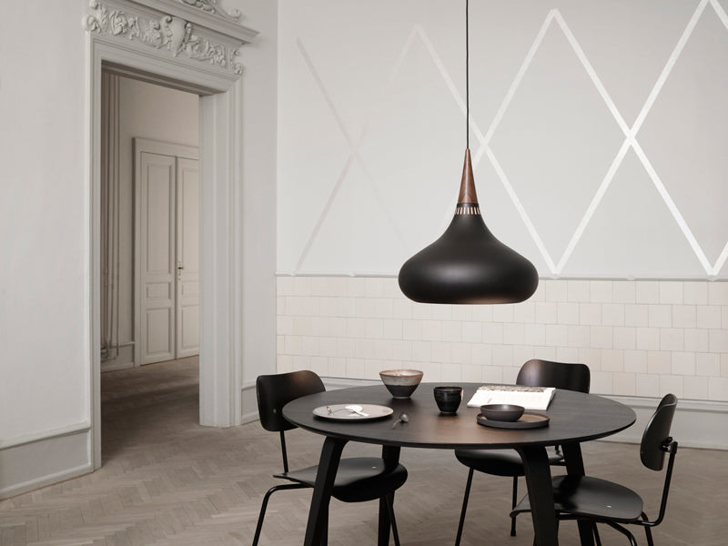 Orient Pendant by Fritz Hansen, showing orient pendant in live shot.