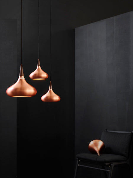 Orient Pendant by Fritz Hansen, showing orient pendants in live shot.