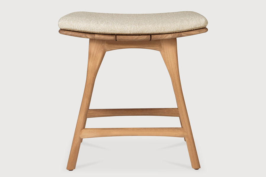 Osso Outdoor Stool by Ethnicraft, showing front view of osso outdoor stool.