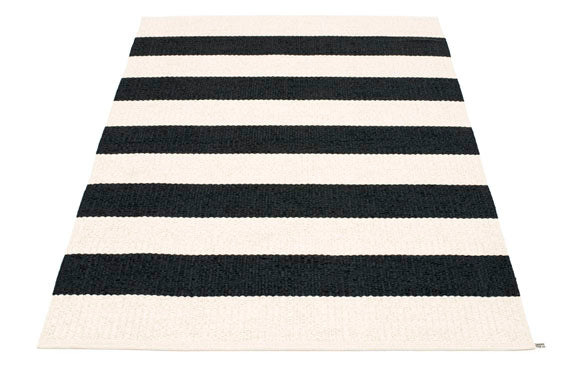 BOB Black (Sample) by Pappelina.