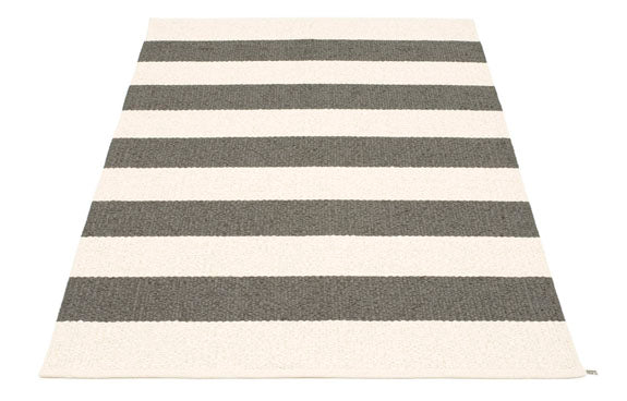 BOB Charcoal (Sample) by Pappelina.