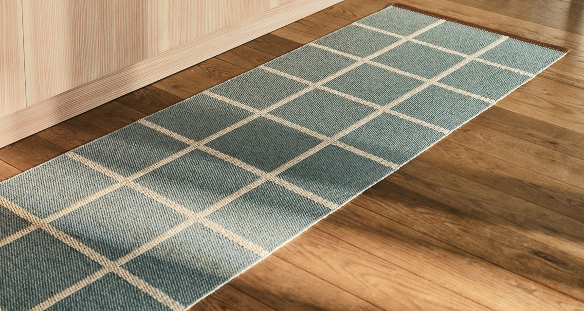 CRISS Potato Runner Rug by Pappelina, showing criss potato runner rug in live shot.