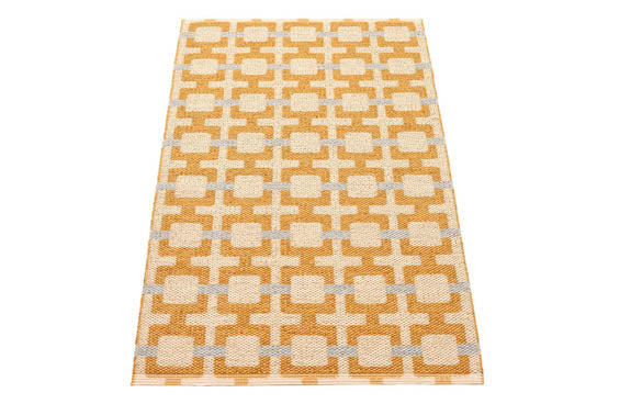 Tom Ochre (Sample) by Pappelina.