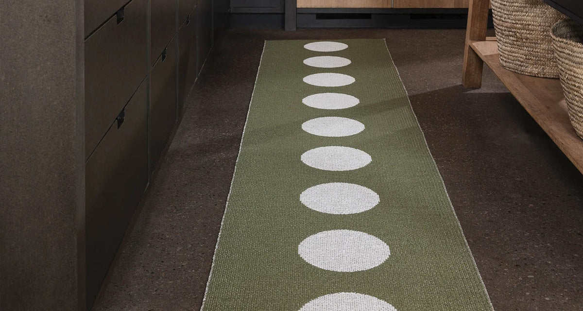 VERA Pine Runner Rug by Pappelina, showing vera pine runner rug in live shot.