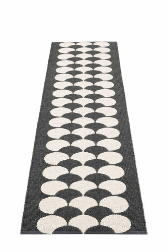 POPPY Black & Vanilla Rug