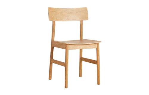 Pause Dining Chair 2.0 by Woud - Oiled Oak.