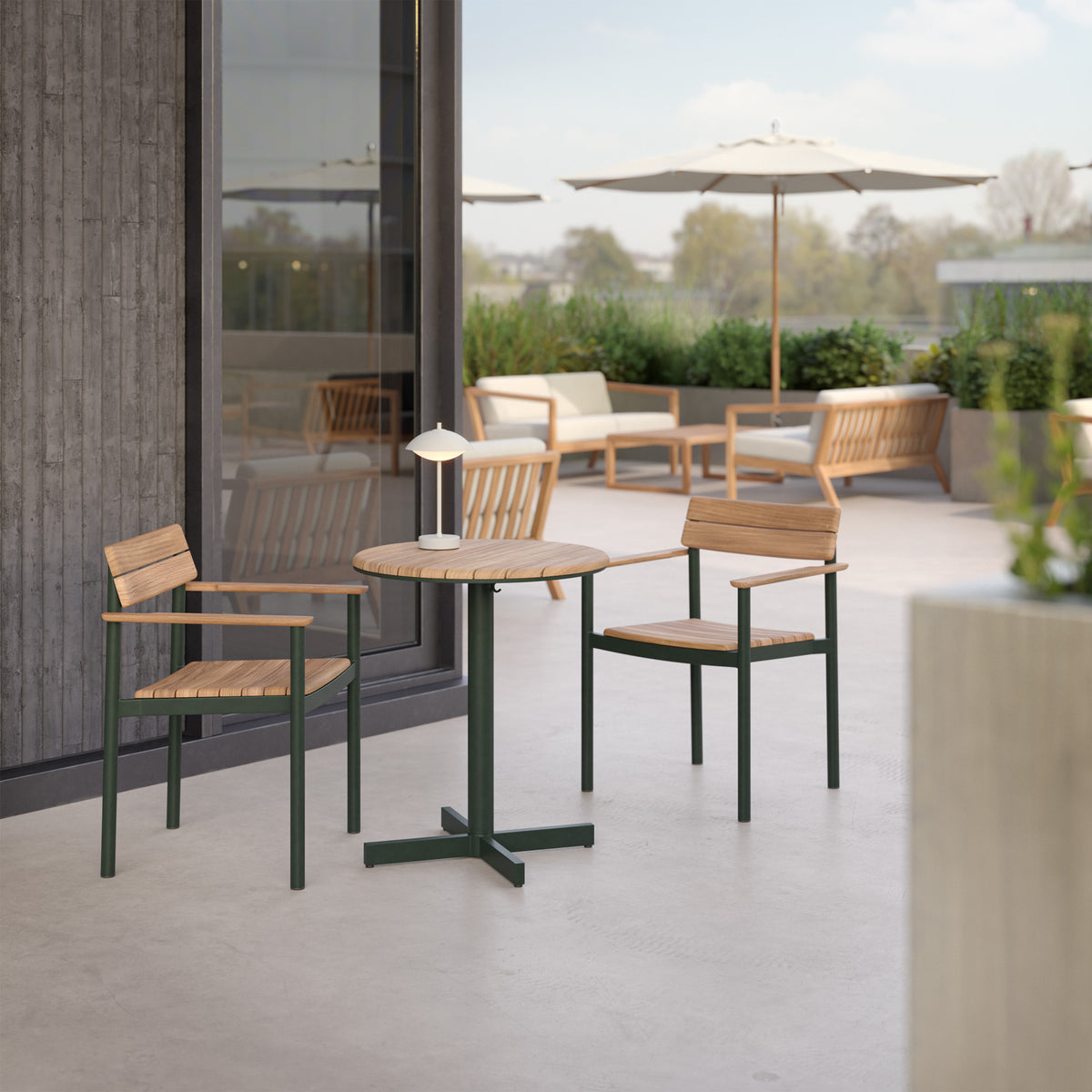 Pelagus Cafe Table by Fritz Hansen, showing pelagus cafe table in live shot.