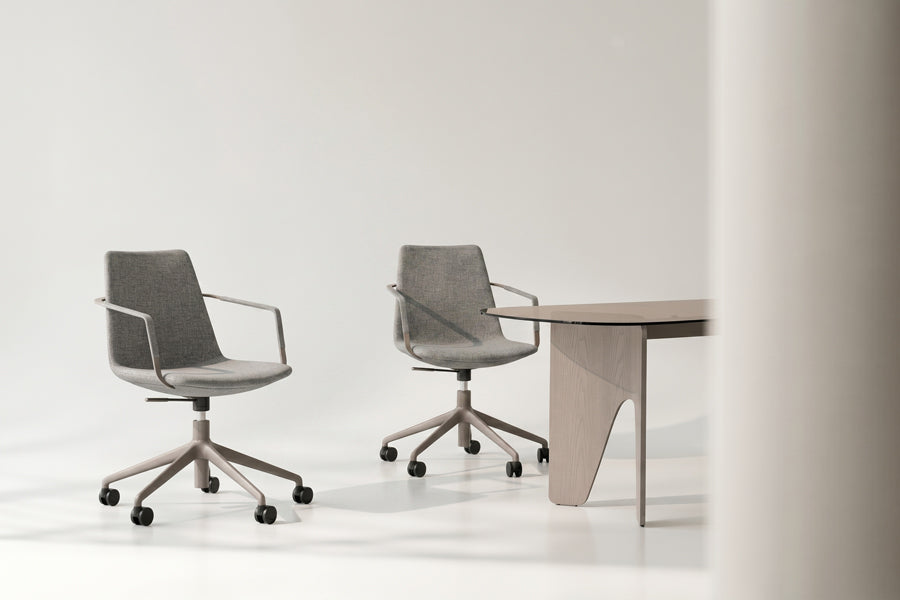 Pera Premium Office Chair by B&T, showing pera premium office chairs in live shot.