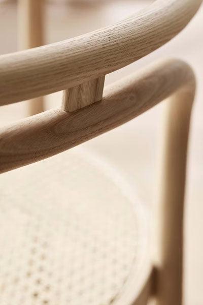 PK15 Chair by Fritz Hansen, showing closeup view of pk15 chair.