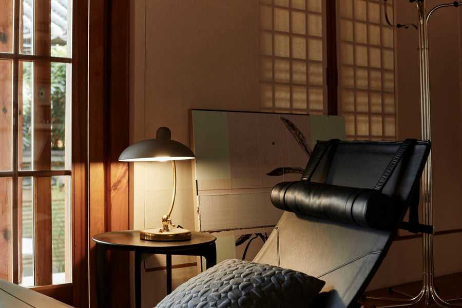 PK24 Chaise Lounge Chair by Fritz Hansen, showing pk24 chaise lounge chair in live shot.