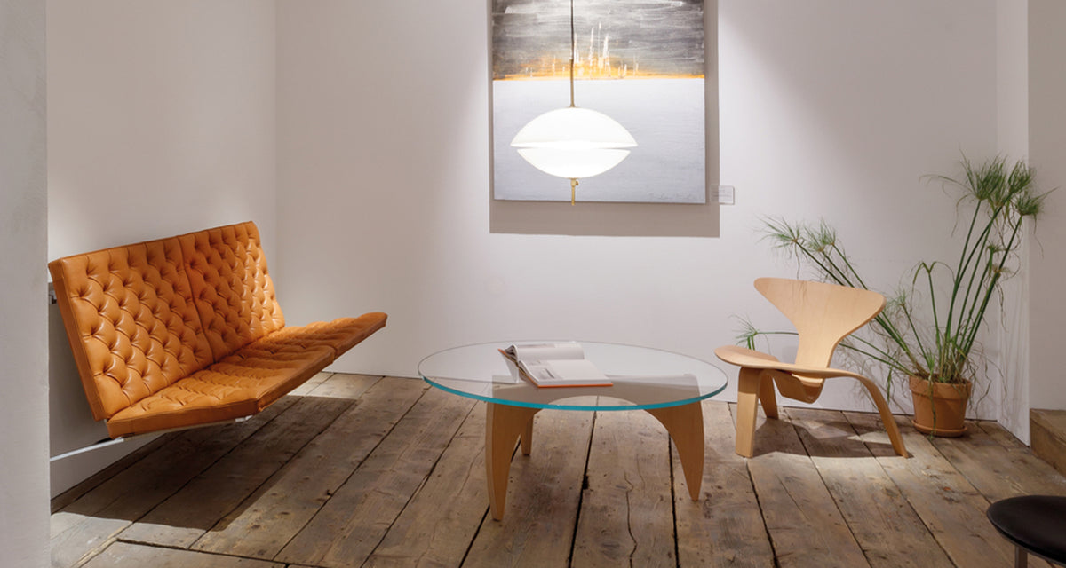 PK26 Wall-Mounted Modular Sofa by Fritz Hansen, showing pk26 wall-mounted modular sofa in live shot.